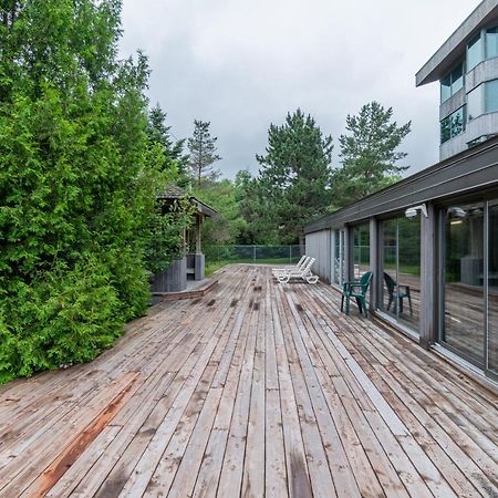 Condo Avec Parc Aquatique ! Beaupré Екстериор снимка